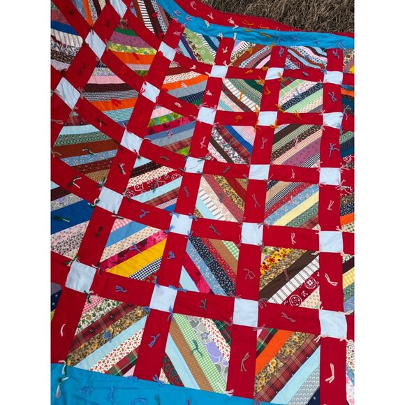 Vintage 60's Heavy Tied Scrappy Patchwork Quilt Red Blue 92.5x81" - Picture 14 of 16